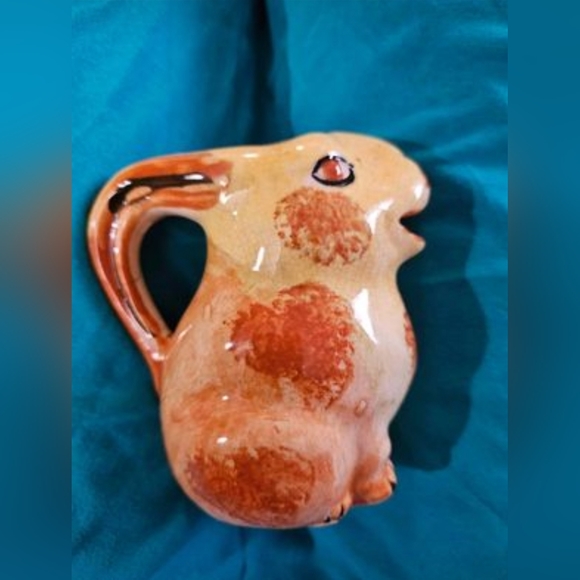 Vintage Pottery Bunny Rabbit Creamer Jug Pitcher - Picture 4 of 6